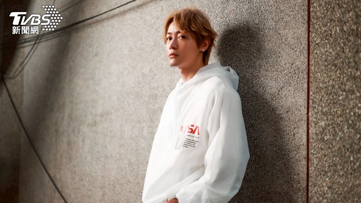 獨/月收6位數!〈不屑〉木蘭慘遭10年女友分手 直播崩潰痛哭