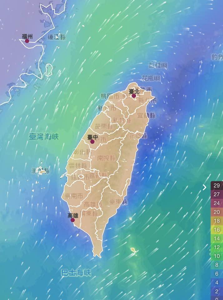 今天下午雙北雷聲隆隆，午後對流旺盛。（圖／鄭明典臉書）