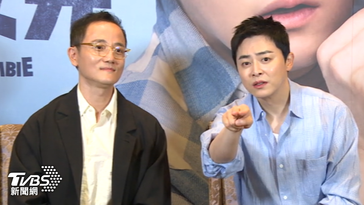 曹政奭來台了!學「貓咪哏圖」上癮:我吃一點。(圖/TVBS)