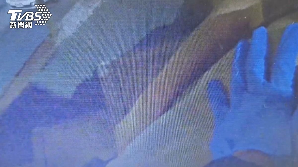 基隆男倒臥31號橋樓梯間!疑吸毒致死 一旁留注射針筒