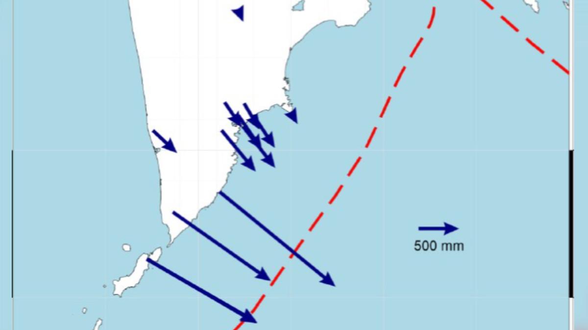 俄羅斯堪察加半島外海日前發生8.8強震，造成堪察加半島往東南移2公尺。（圖／Камчатский филиал ФИЦ ЕГС РАН）