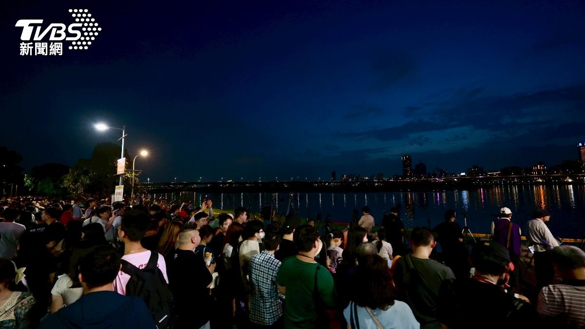 2025大稻埕煙火-大稻埕煙火地點-大稻埕煙火時間-大稻埕演唱會