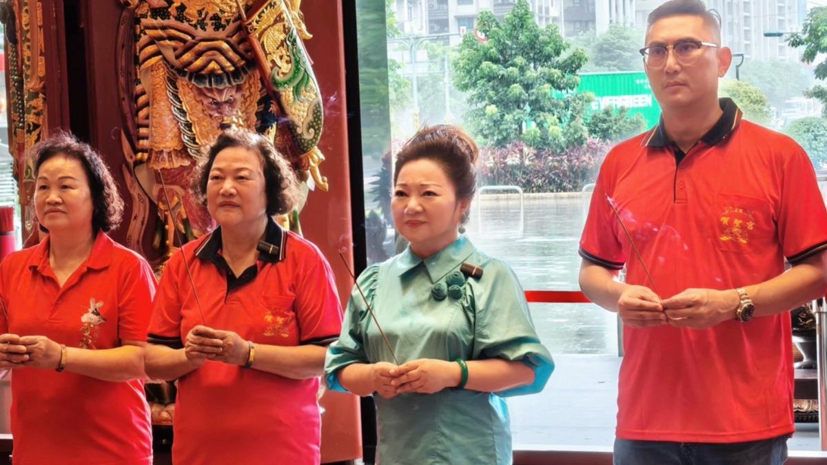 白冰冰驚曝冒犯樹靈!臉色慘白全身冒汗 竟吐出「黑色嘔吐物」