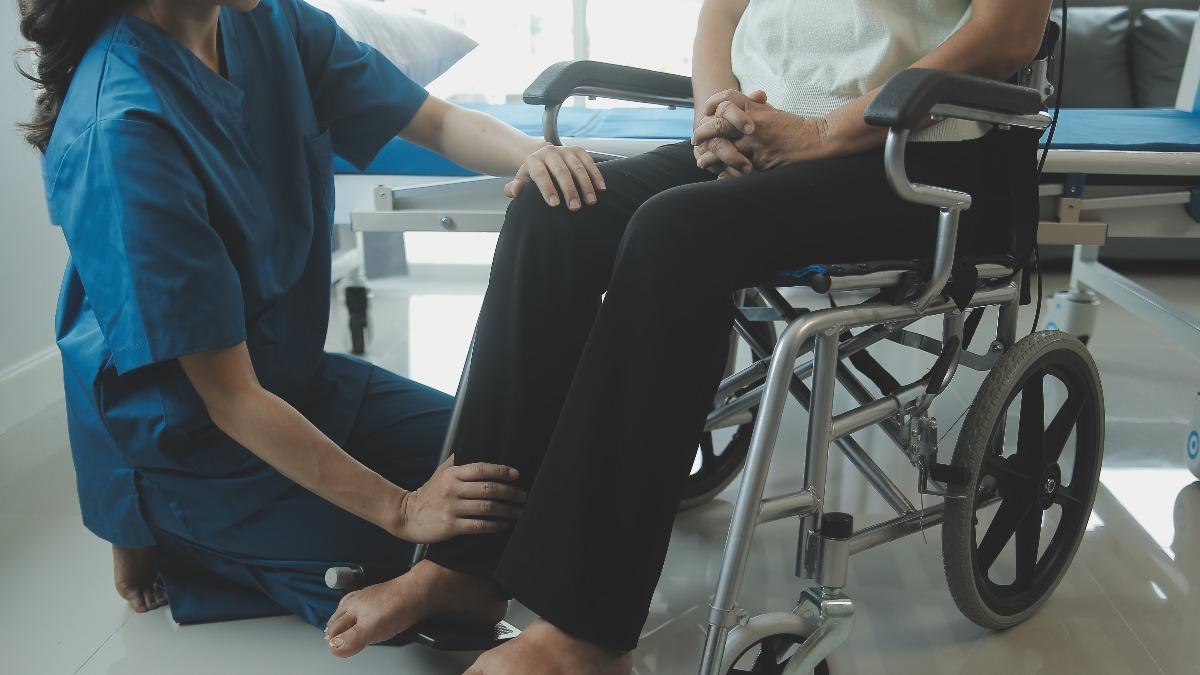 護理師列「想辭職4原因」！揭月薪僅3、4萬：我們的命不值錢