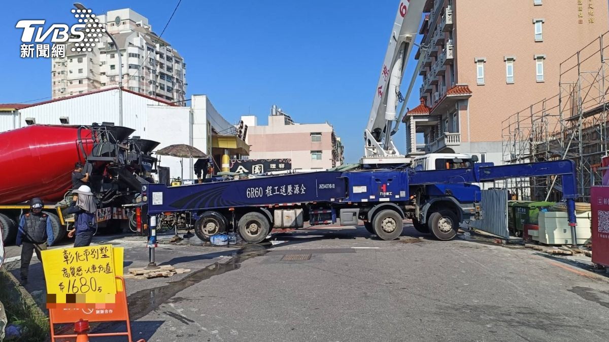 建案灌漿「全佔路」!老翁就醫受困家中 6水泥車全吞罰單