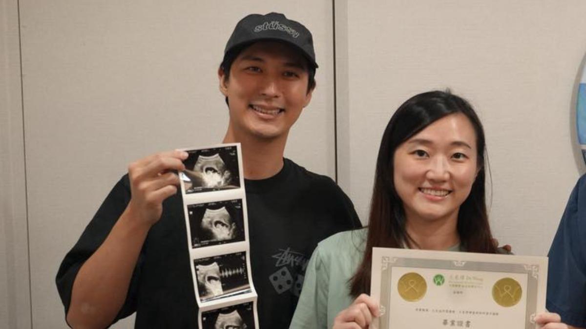快訊／嚴爵喜認當爸嗨曬超音波　揭愛妻懷孕4個月：身心不容易