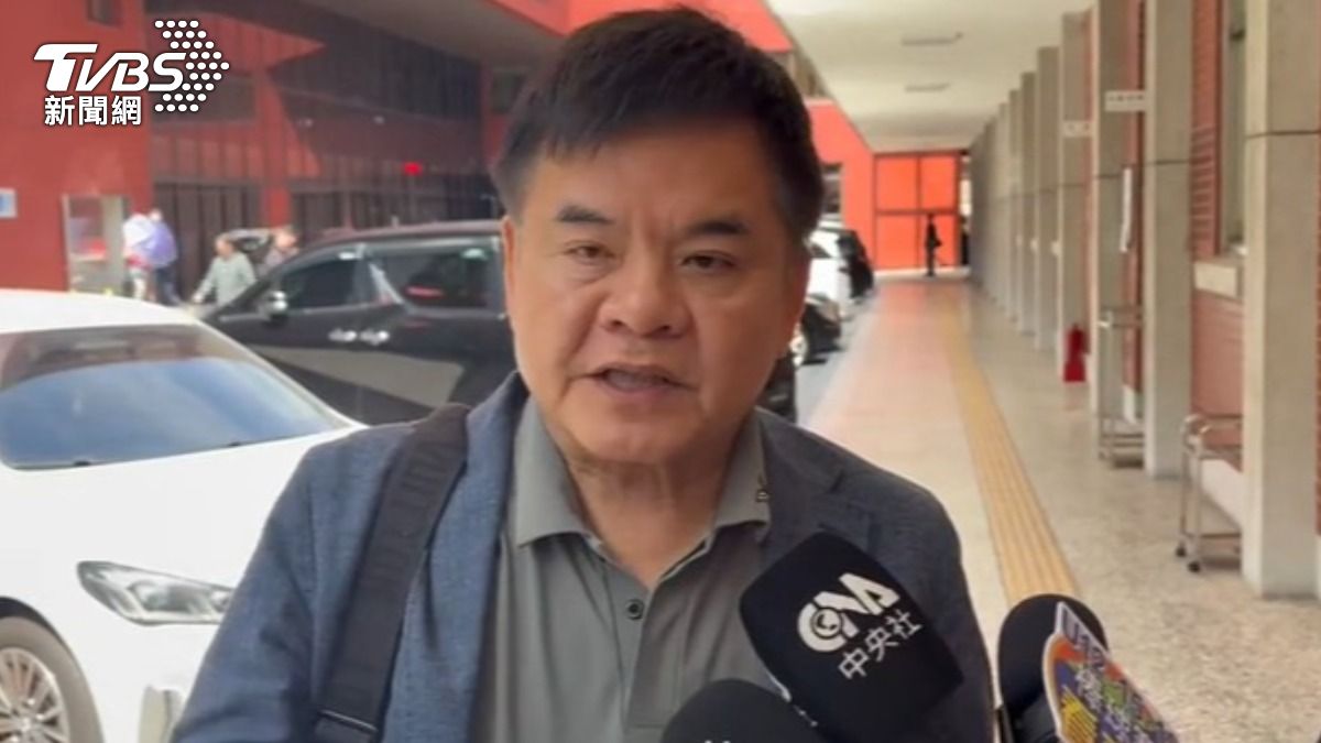 立委莊瑞雄解釋,並沒有獨漏台東,是藍營誤解了草案內容。(圖/TVBS)