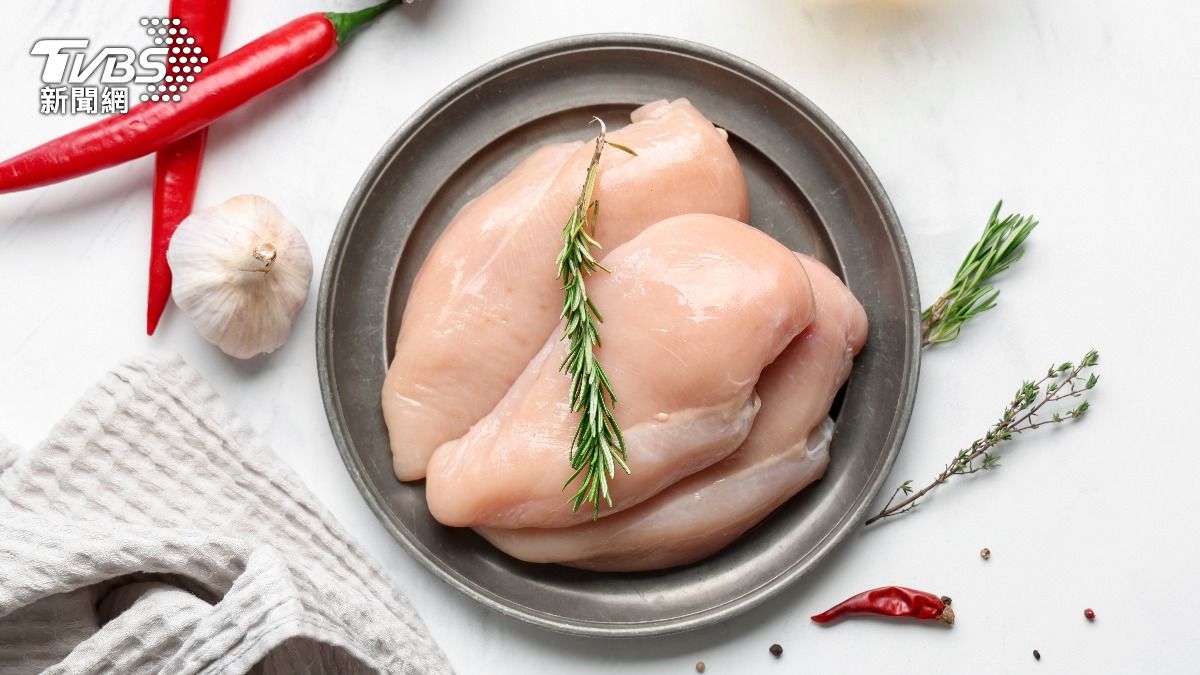 人妻大讚好市多「減脂神物」肉質超嫩!網全點頭:好吃無腥味