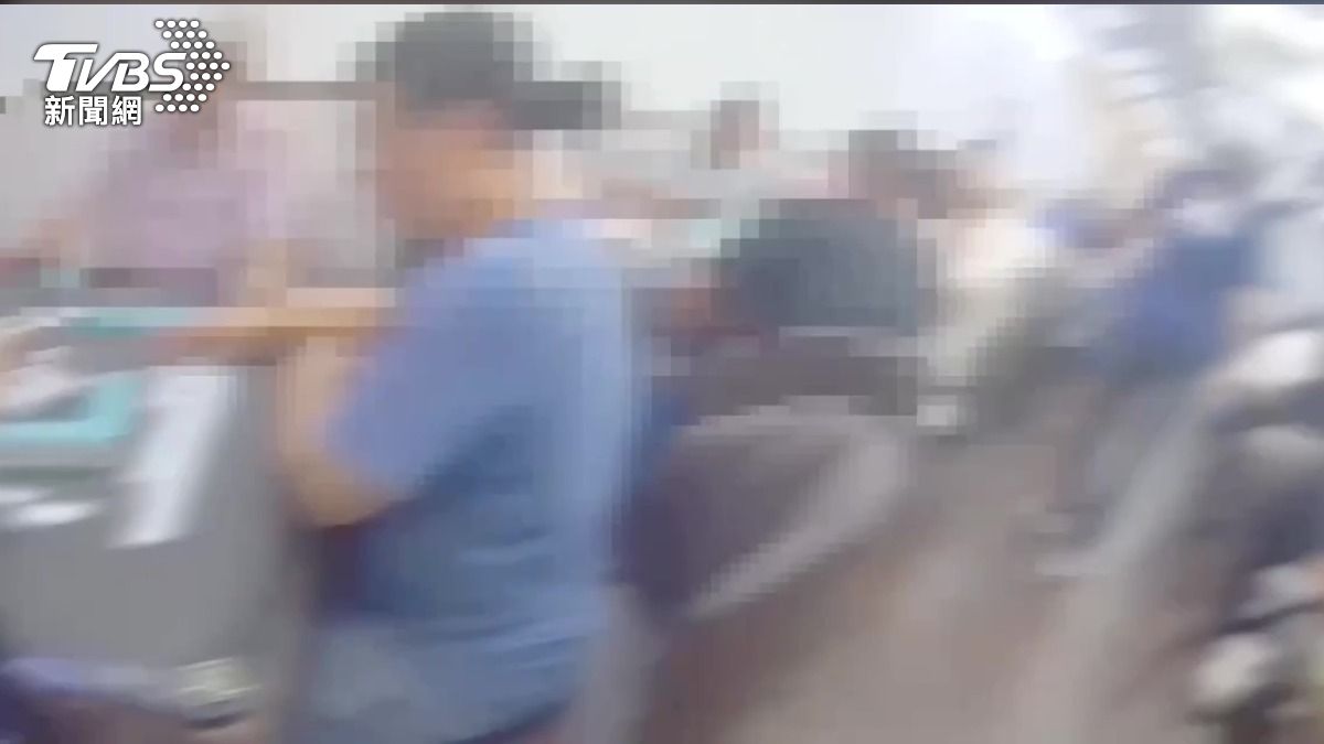西門町賭場假裝麻將協會!滿場賭客嗨翻 警攻堅還有人排隊進場