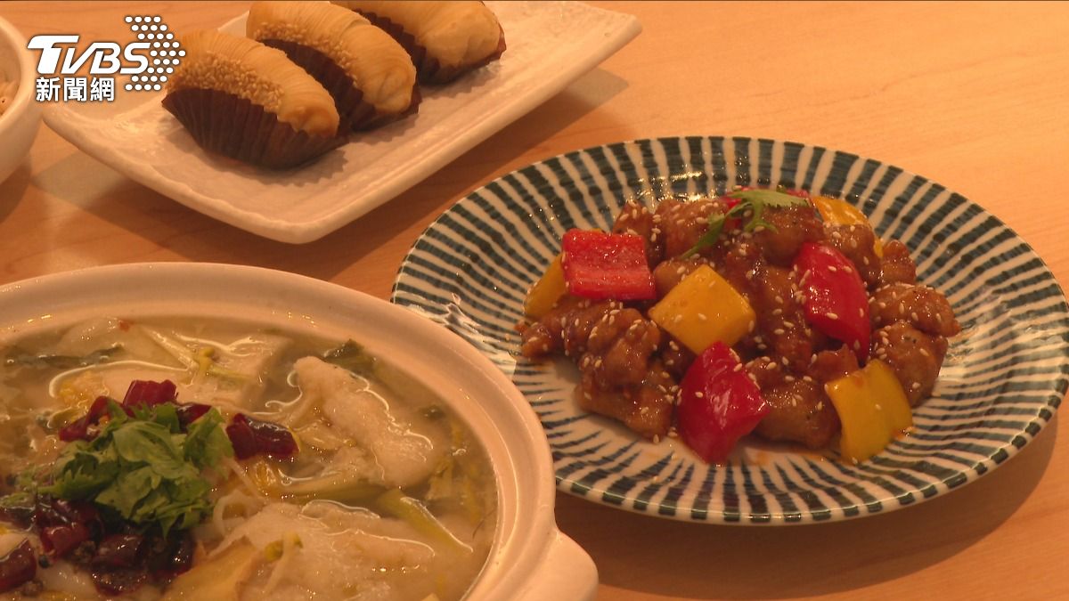 一道道創意素食餐點，狠狠抓住老饕味蕾。(圖／TVBS)
