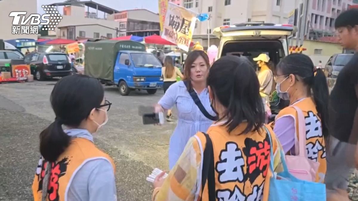 反罷、罷免雙方當時還在釐清是否該依法申請集會。(圖/TVBS)