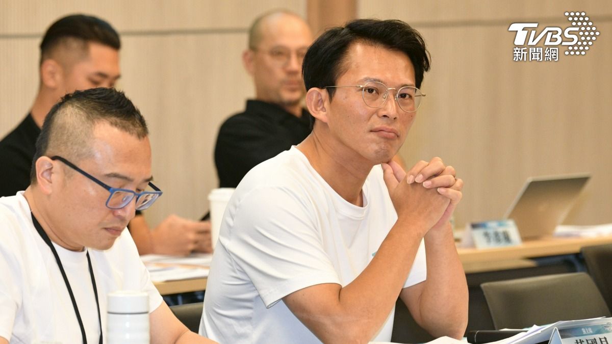 「黃國昌明年1月辭立委」太急了? 郭正亮預測柯文哲交保時間