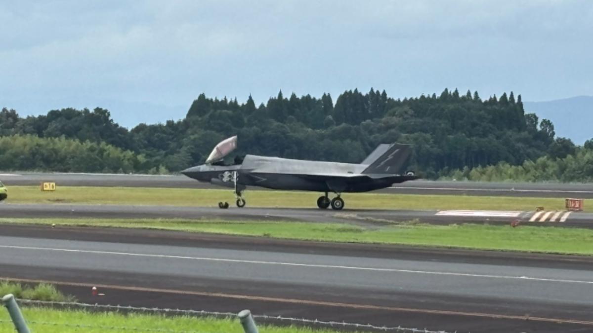 英F-35戰機疑故障!突降落日本鹿兒島 跑道關閉20分鐘