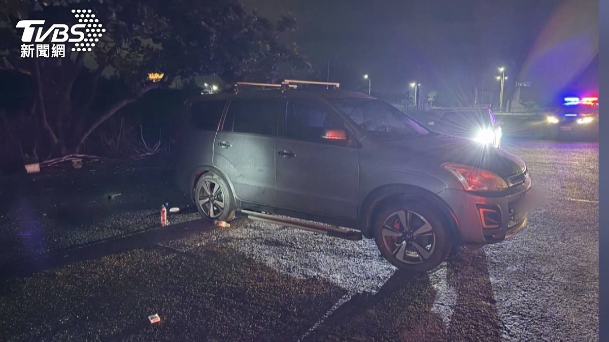 悲劇發生在彰化芳苑一處停車場,疑似因一氧化碳中毒身亡。(圖/警方提供)