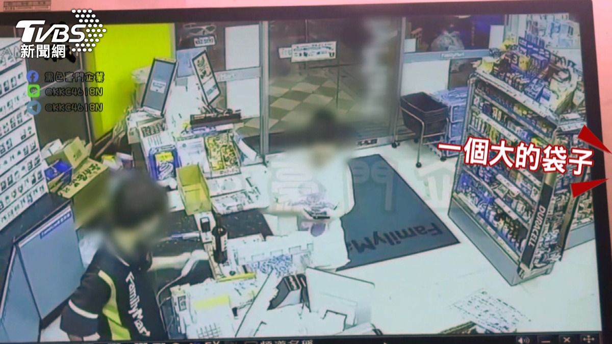 拒絕裝袋遭報復！台中女顧客「櫃台砸碎紅酒」　店員遭割傷。(圖／翻攝黑色豪門企業)