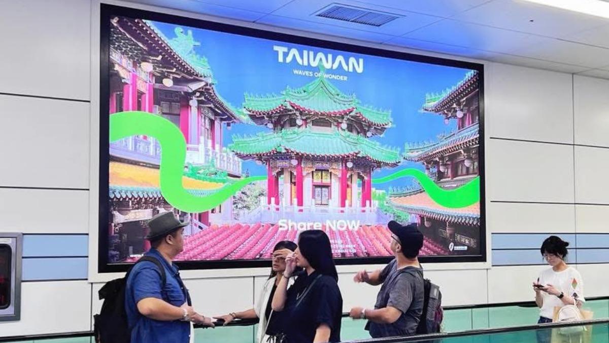 部落客提到,在廣告內的寺廟,連台灣人都不知道是哪裡。(圖/翻攝自不奇而遇 Steven & Sia 臉書)