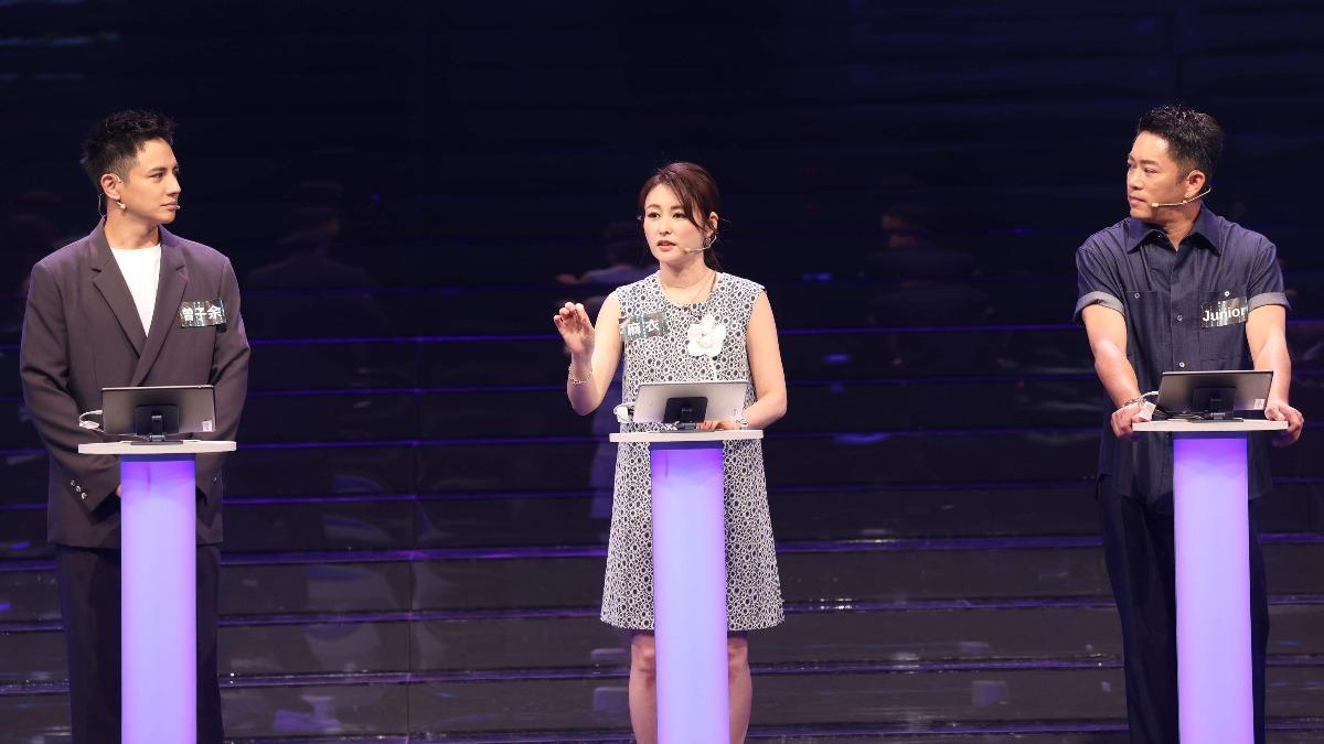 曾子余(左起)、麻衣、Junior日前上節目答題。(圖/公視提供)