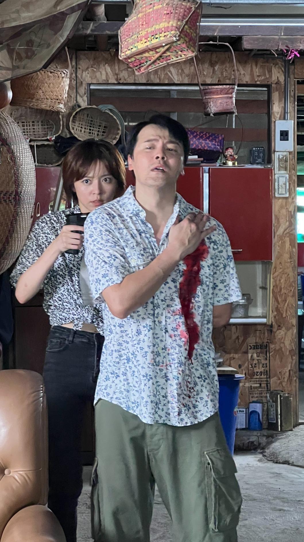 王瞳(後)與黃文星劇中結盟,展開復仇行動。(圖/民視提供)