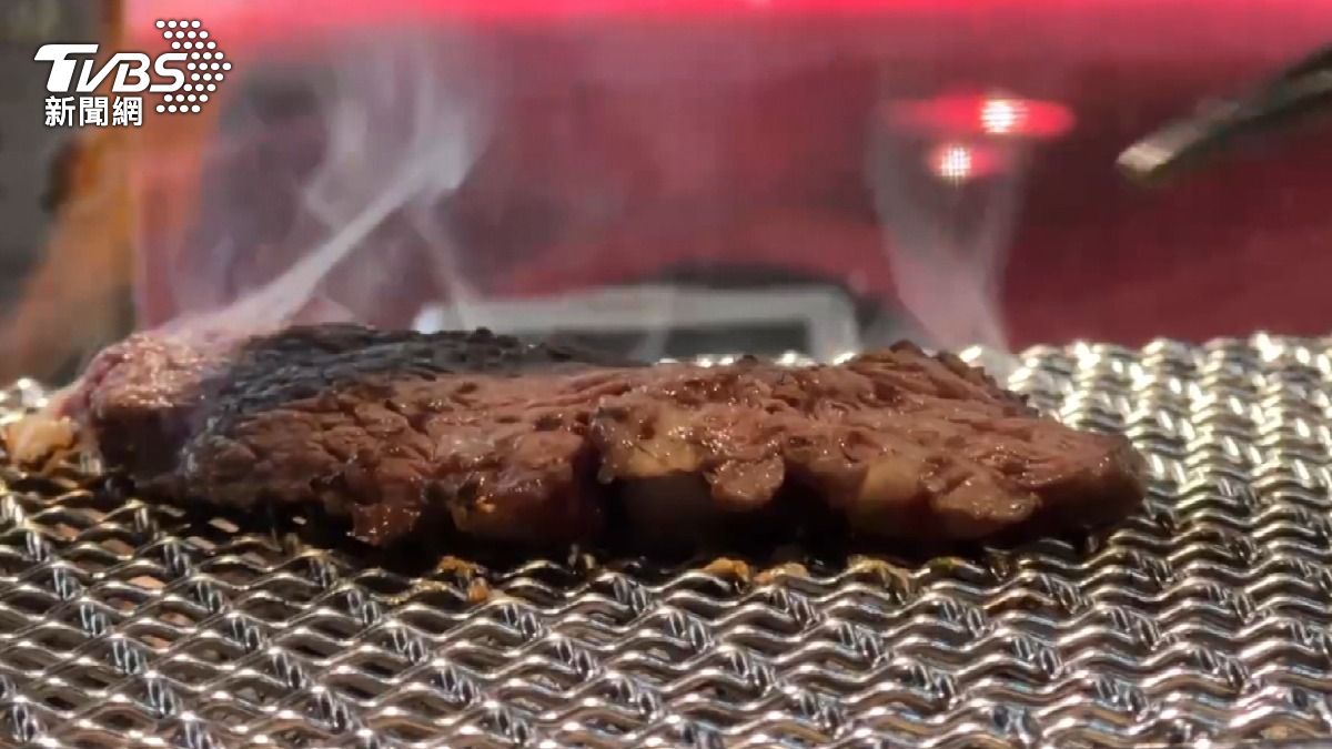 醫揭高油高糖飲食與肺癌 生長關聯! (圖/TVBS)