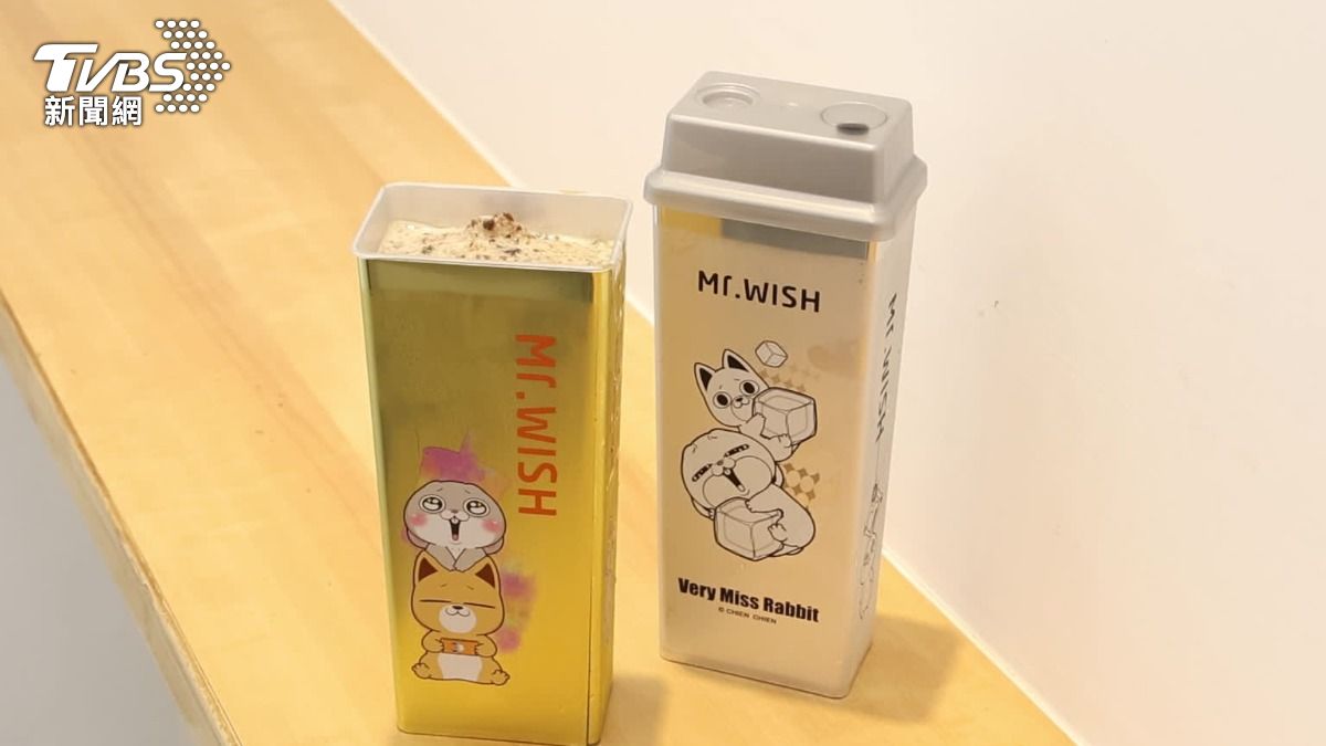 手搖飲業者推出懶人奶茶,不用咬就能喝到珍珠。(圖/TVBS)
