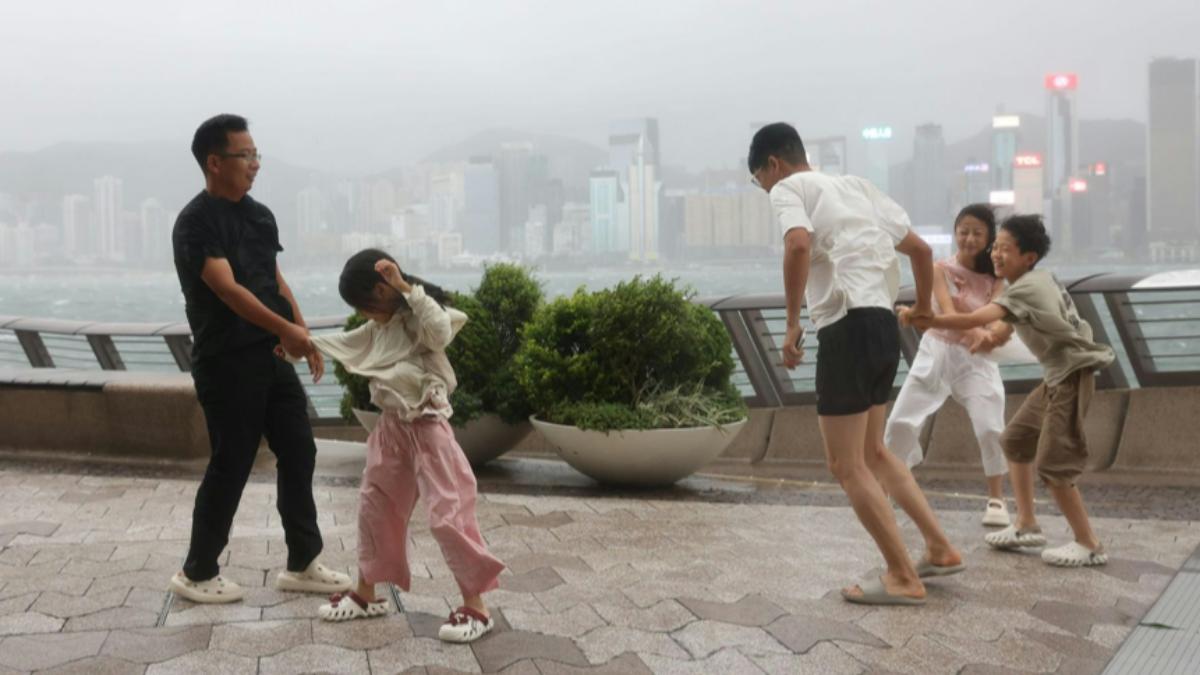 颱風楊柳|香港天文台嚴陣以待! 預測週四狂風大雨襲港