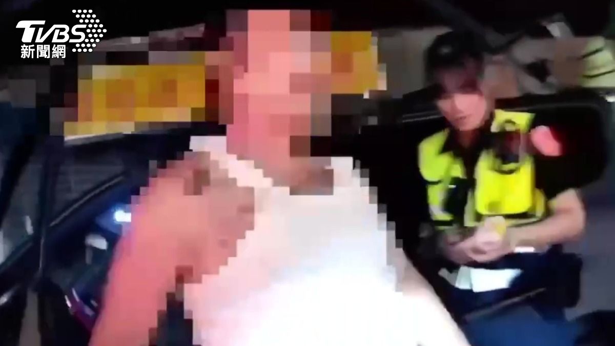 轎車停信義區路中!按喇叭沒反應 警一查又是毒駕