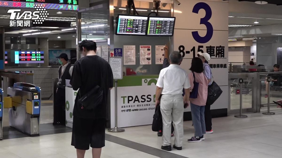 台鐵花東、南迴線13日晚間6點前停駛，恢復時間未定，要等台鐵後續公布。（圖／TVBS）