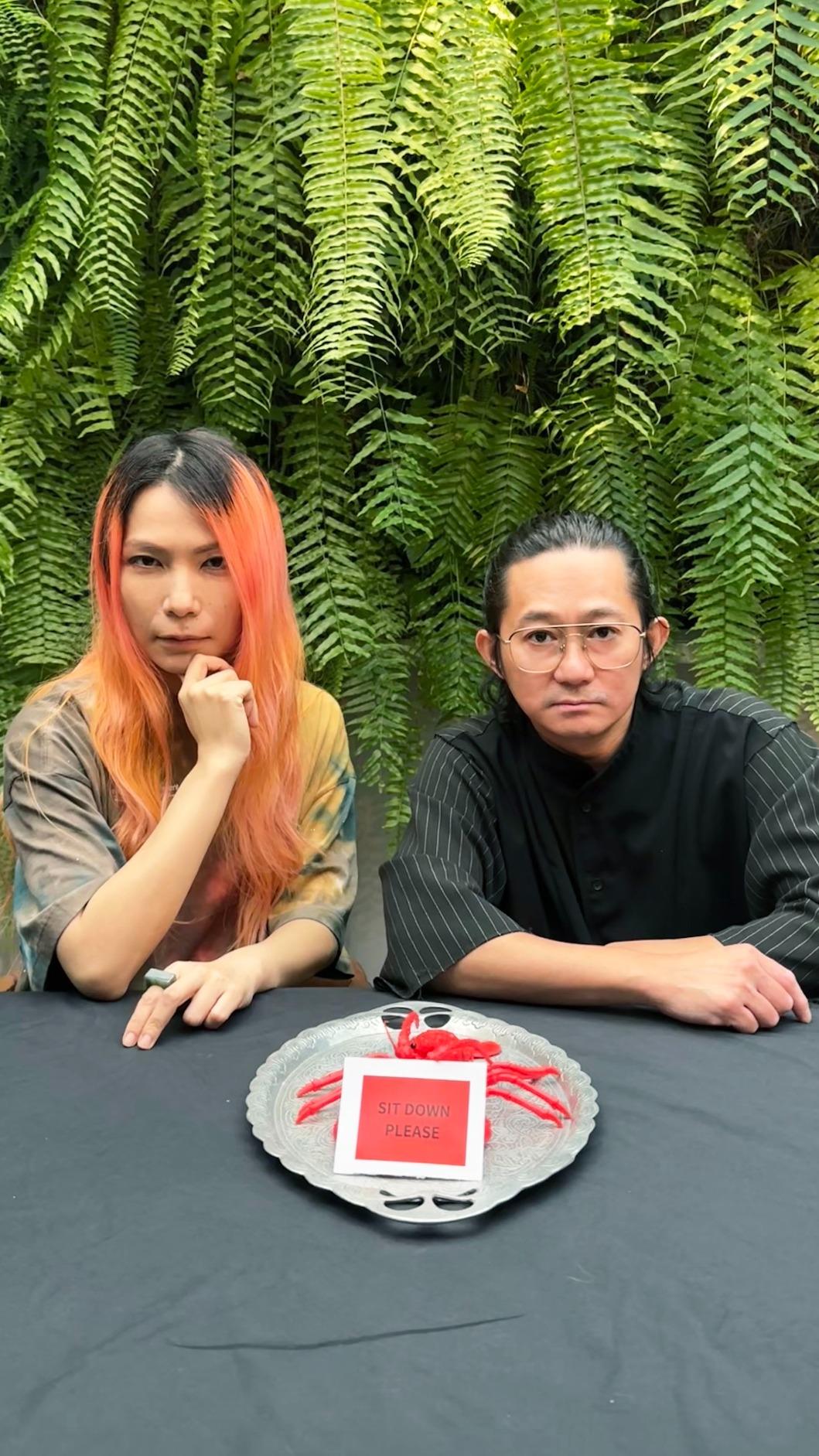 Tizzy Bac翻玩經典港片《與龍共舞》經典橋段。(圖/相信音樂提供)