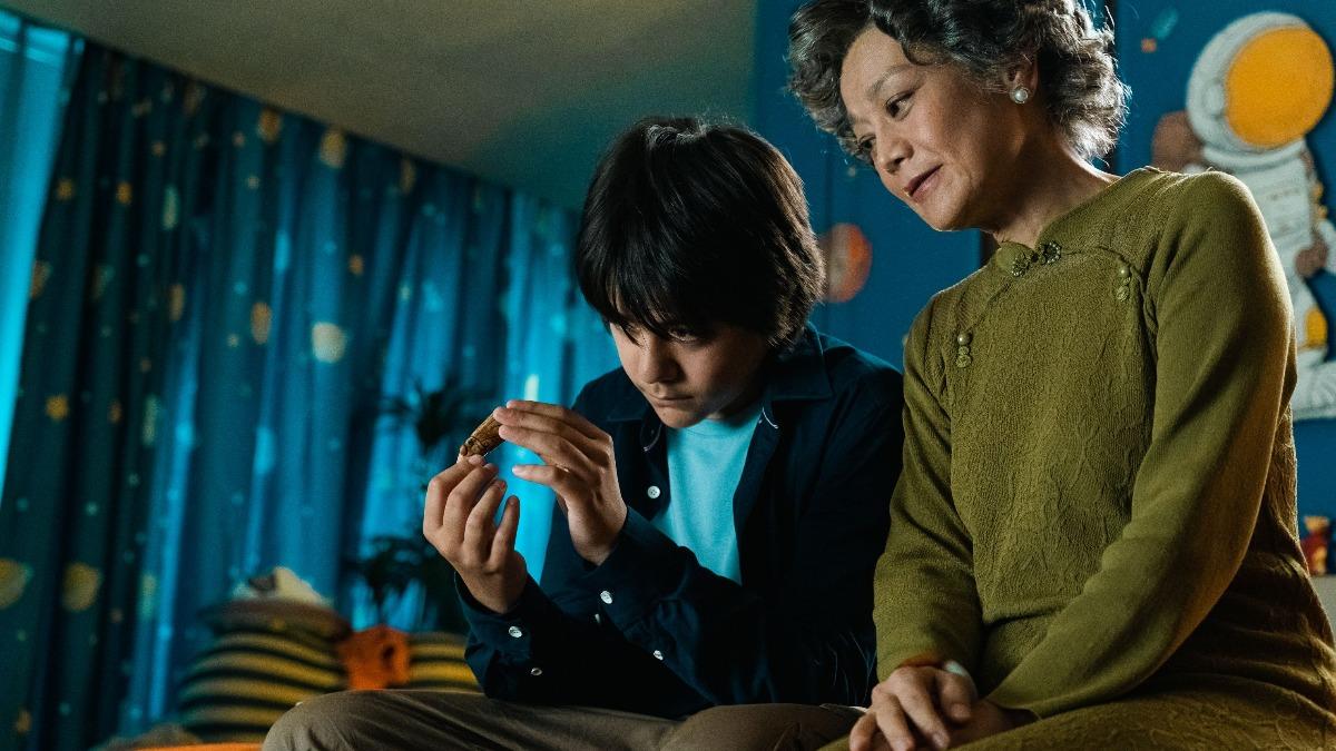 張艾嘉與劉諾一在片中飾演祖孫,張艾嘉大讚他遺傳爸爸演戲天份。(圖/壹壹喜喜提供)