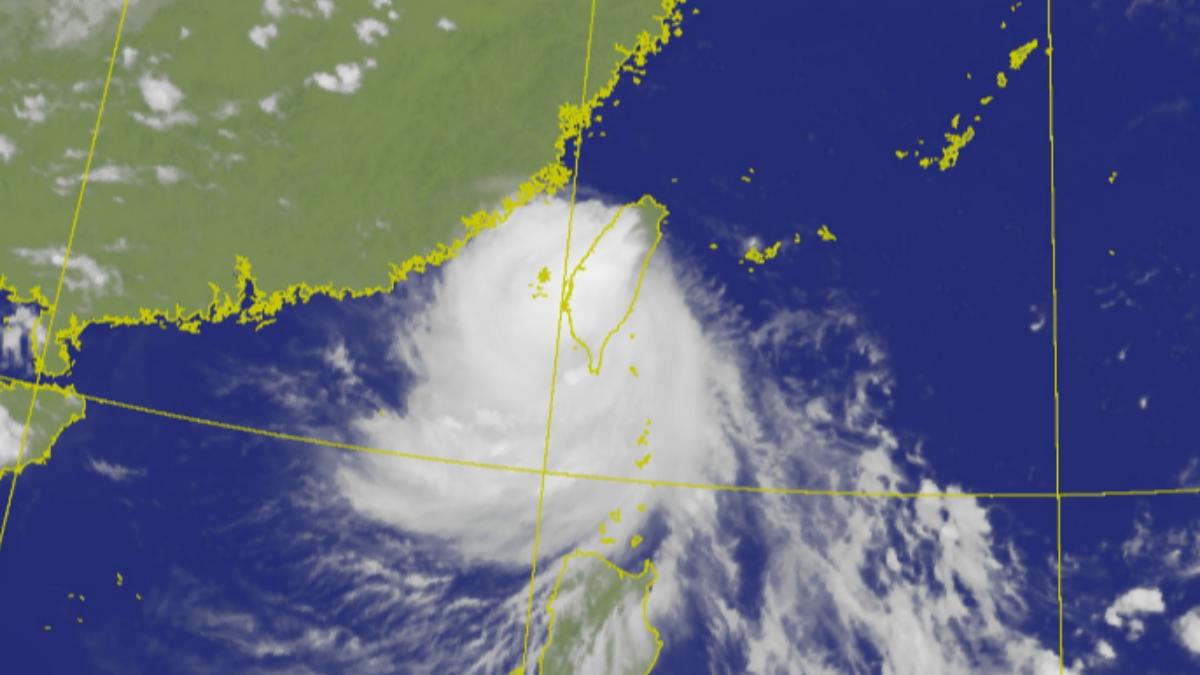 楊柳登陸南台灣! 颱風「越跑越快」南部有望提早脫離暴風圈