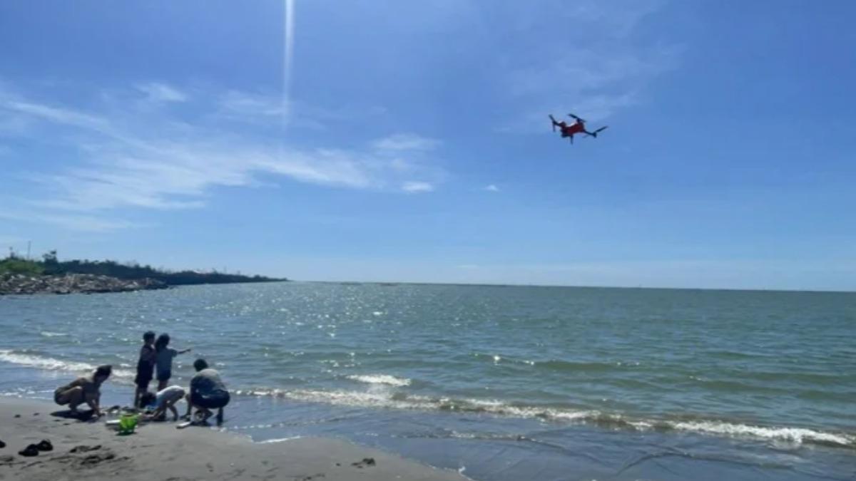 不要命?颱風天搶挖蛤蜊 嘉義男遭巨浪捲走失蹤