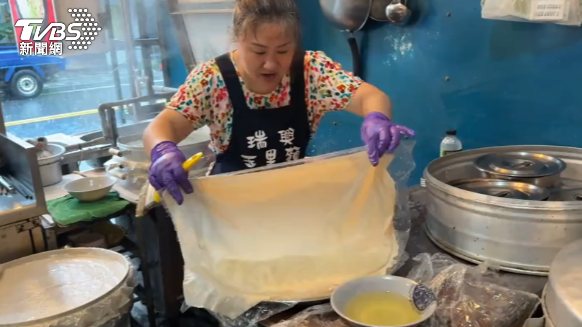 涼皮店營業。(圖/TVBS)
