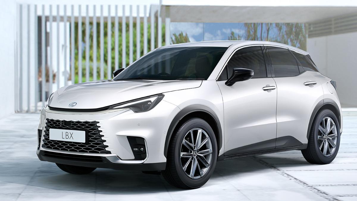Lexus LBX年更新!三車型「降價2萬」 雙色車身改選配