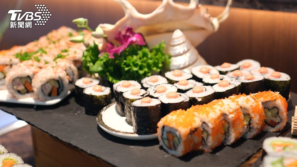 誤把日料當自助餐！她狂下單45道菜　結帳見1.8萬元傻了