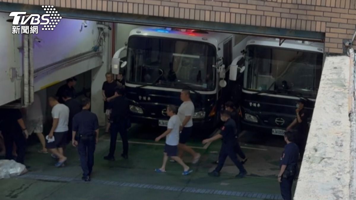 柯文哲要法官獨處思考羈押與否 另聲請健檢「確認能否受得起羈押」