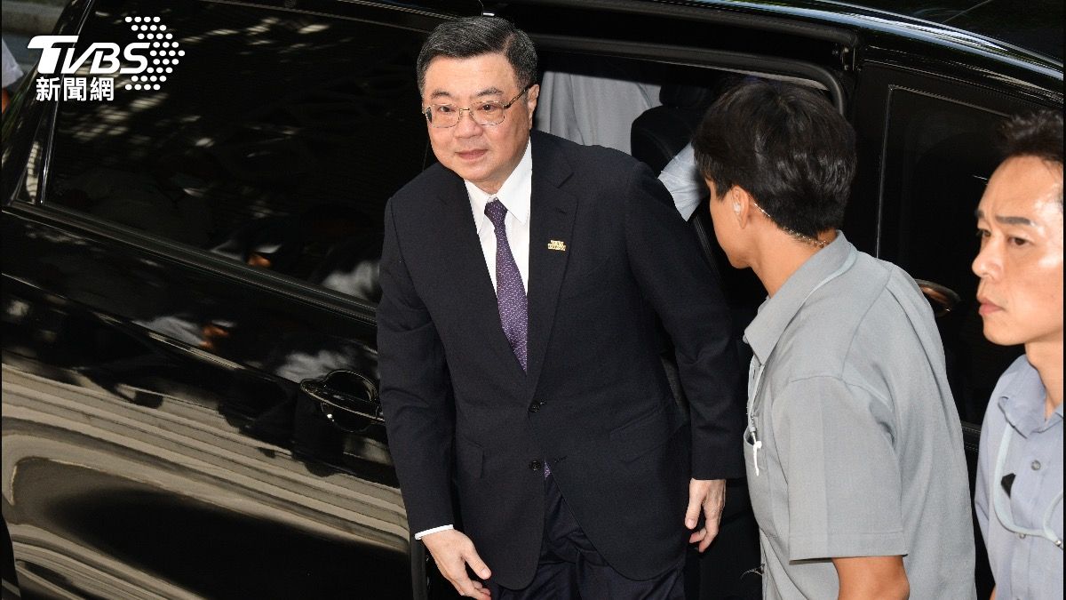 行政院長卓榮泰今前往立法院報告打詐專題。(圖/胡瑞麒攝)