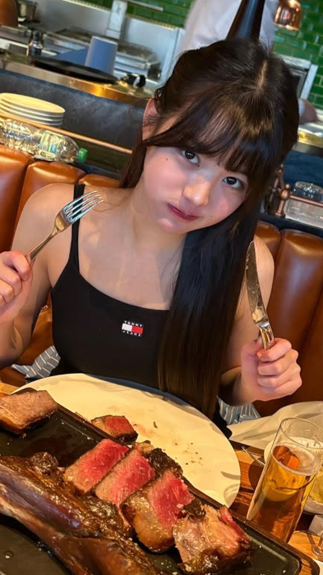 張員瑛是兔系女生代表。(圖/翻攝自IG@for_everyoung10)