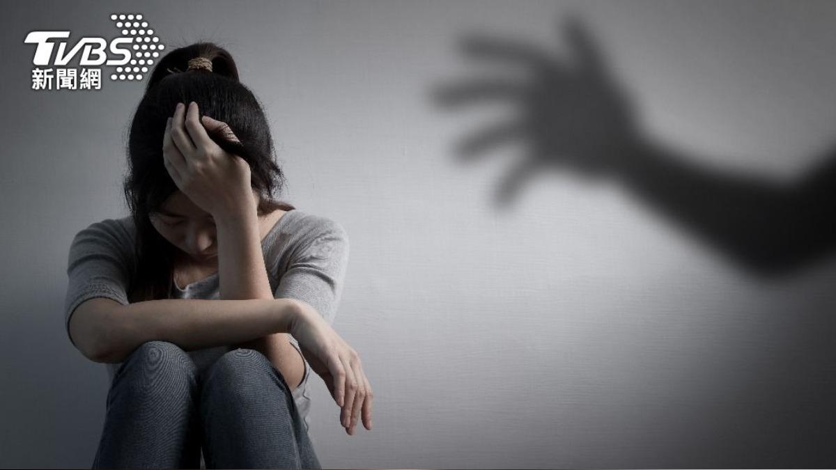 陸7旬中醫趁治療猥褻！辯稱患者「遭女鬼纏身」：做法才能驅逐