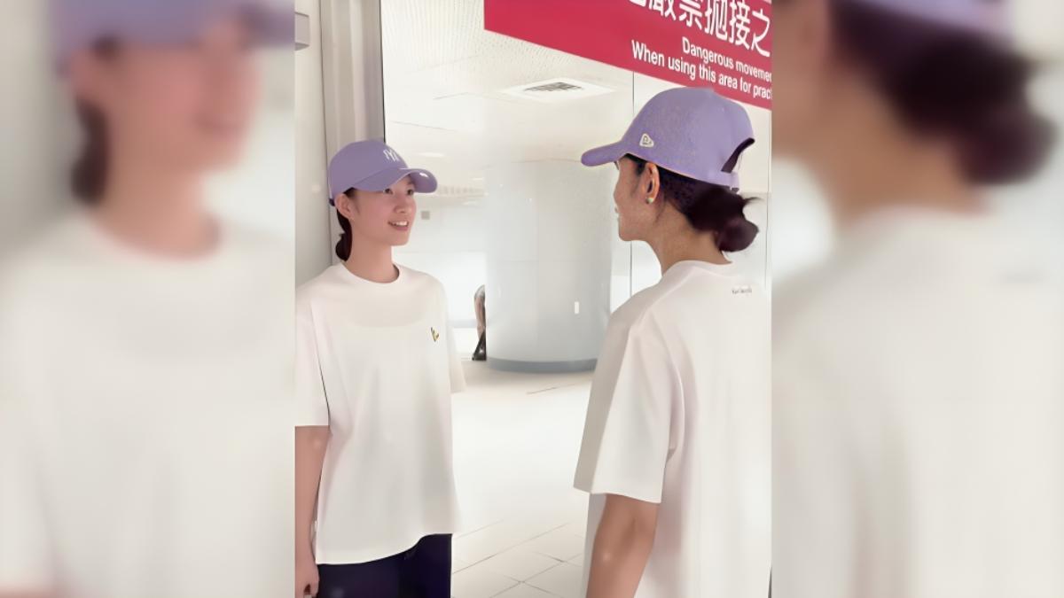 李千娜近期同框女兒顧穎。(圖/翻攝自李千娜IG)