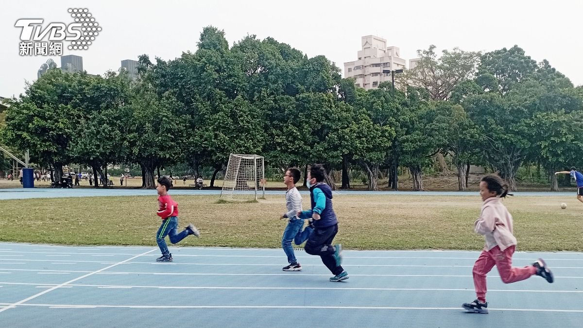 少子化浪潮襲台!國小生年減3.2萬人 118學年度跌破百萬