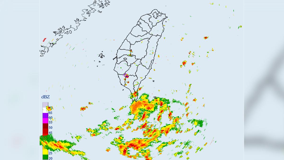 天氣/大雷雨襲2縣市 警戒範圍曝「慎防冰雹、雷擊」