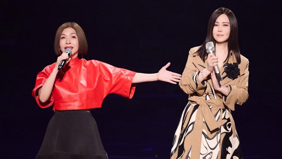 江蕙幽默玩起今年金曲獎「走快點」的哏,張清芳也放話再也不頒獎。(圖/寬宏藝術提供)
