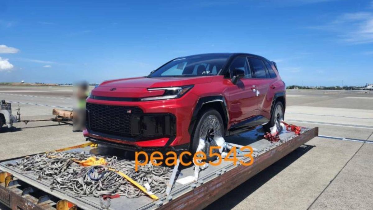 全新第6代RAV4已經來台?GR Sport現身桃園機場