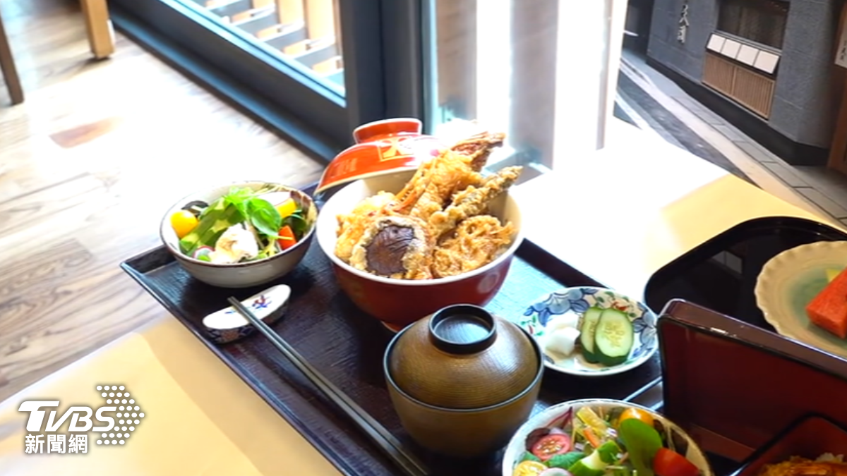 日本銀座百年天婦羅名店來台客座。(圖/TVBS)