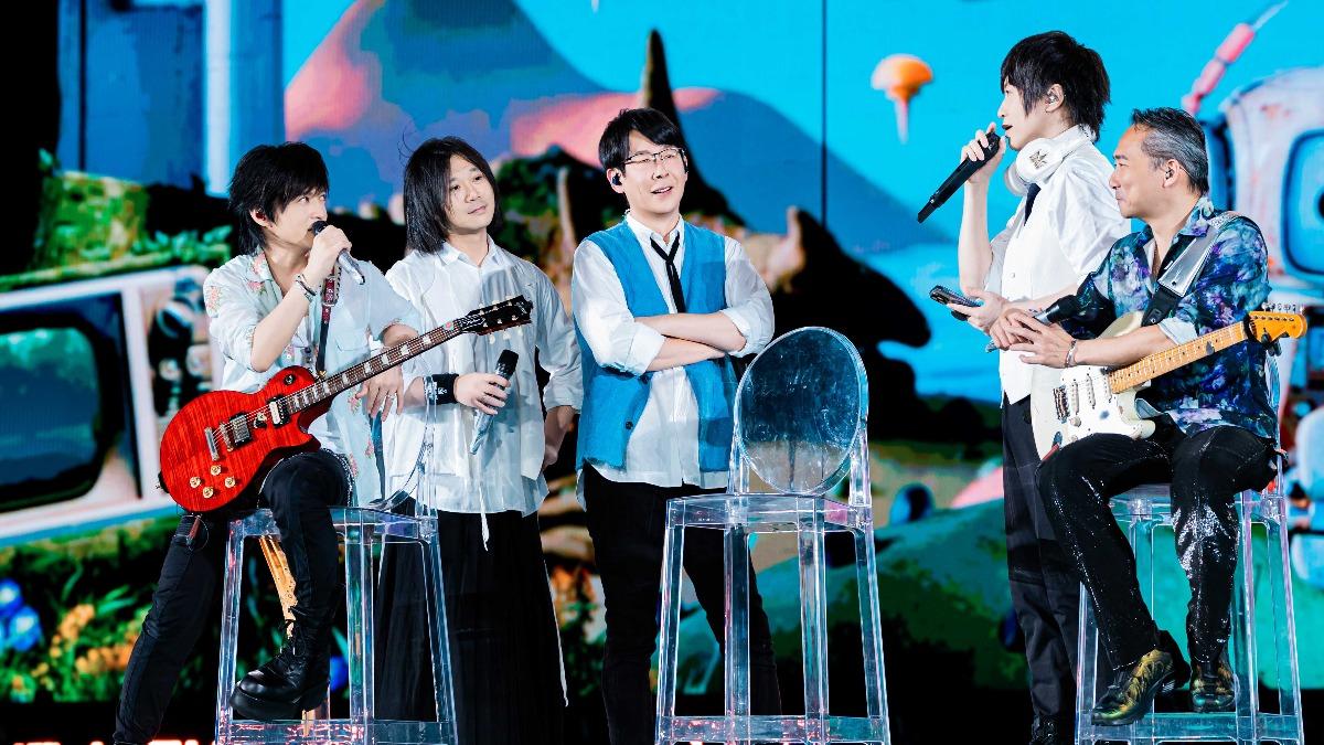 五月天怪獸摯愛過世!唱一半淚流滿面 感性吐心聲