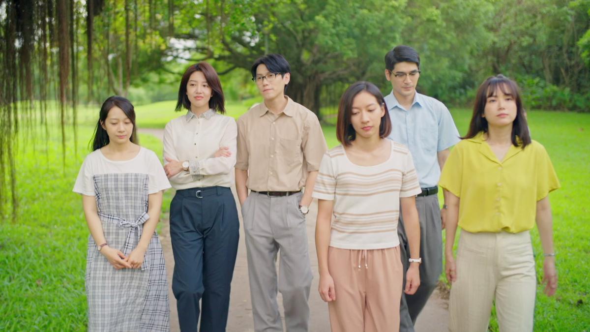 《我們六個》成年版安乙蕎(左起)、黃薇渟、邱宇辰、陳妤、涂善存、方語昕。(圖/大愛提供)
