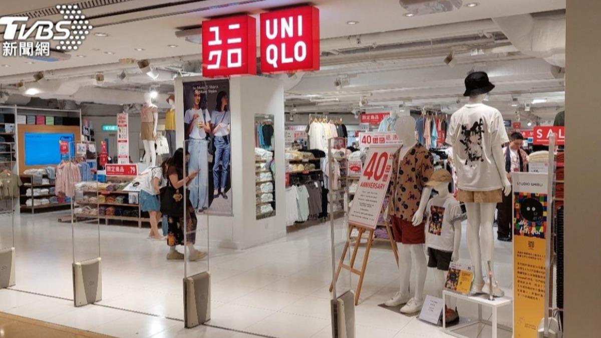 UNIQLO「這款包」韓妞人手一個!能裝又耐髒還有多種背法
