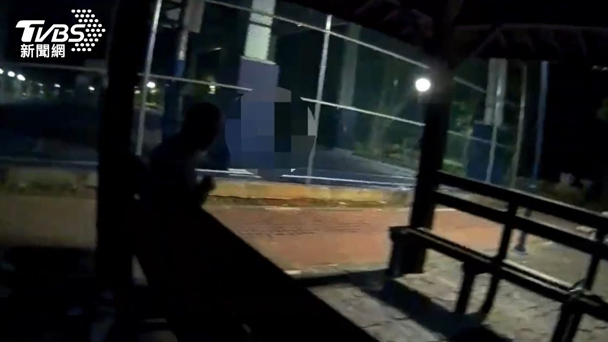 颱風前夕失聯！新北失智翁躲陰暗涼亭　警趁「楊柳」侵台前尋回