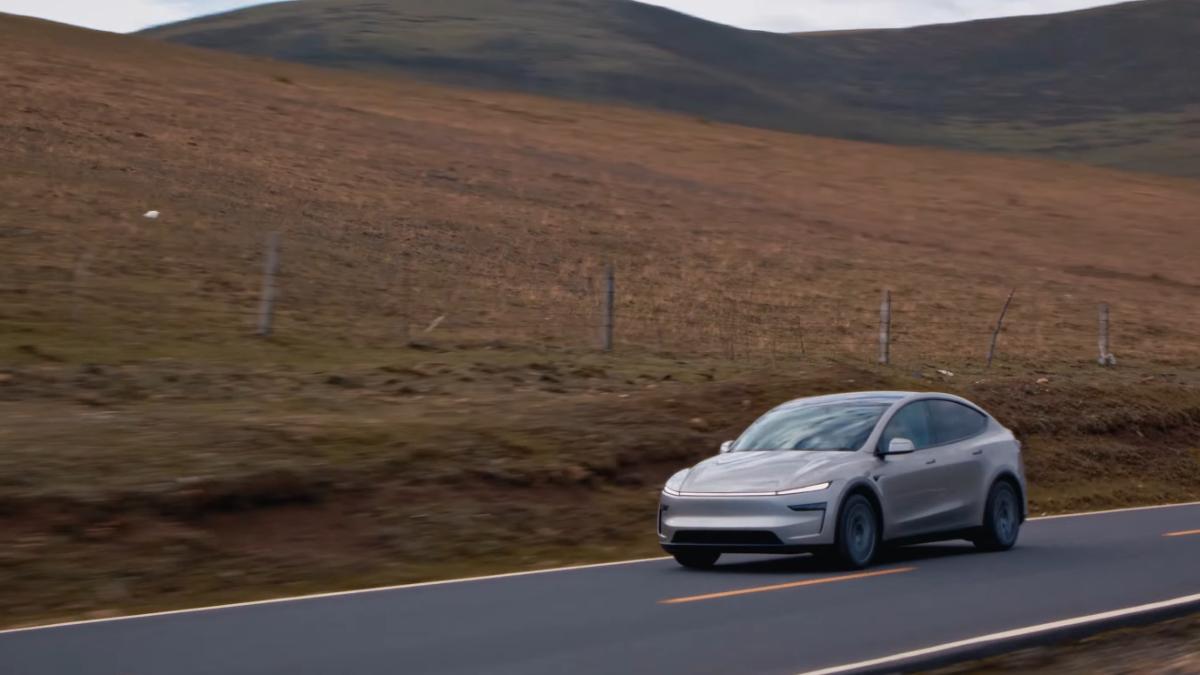 Model Y L 主打「家庭豪華六人座 」定位。（圖／截自中國特斯拉官網）