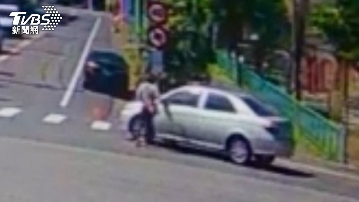 宜蘭縣冬山鄉今日上午發生一起死亡車禍。(圖/TVBS)